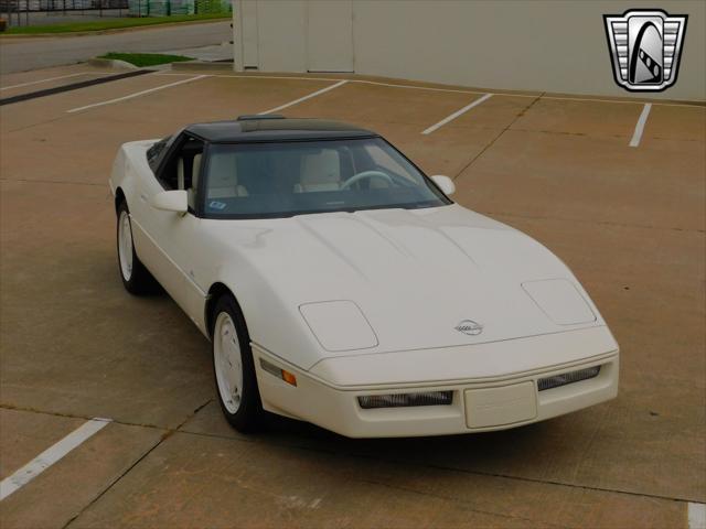 used 1988 Chevrolet Corvette car, priced at $28,000