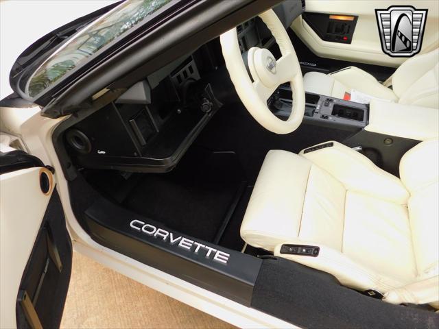 used 1988 Chevrolet Corvette car, priced at $28,000