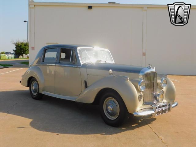 used 1954 Bentley R-Type car, priced at $65,000