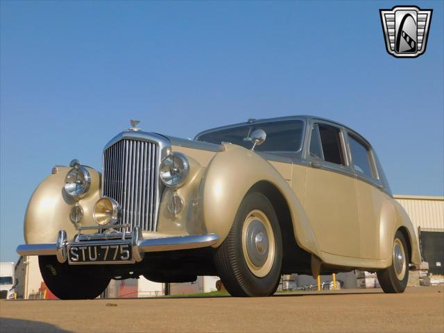 used 1954 Bentley R-Type car, priced at $65,000