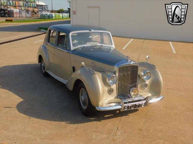 used 1954 Bentley R-Type car, priced at $65,000