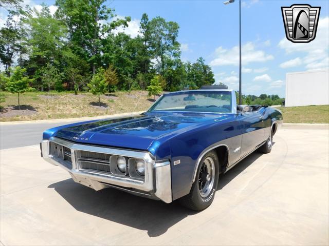 used 1969 Buick Wildcat car, priced at $33,000