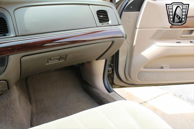 used 2004 Mercury Grand Marquis car, priced at $13,500