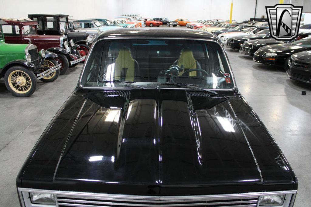 used 1986 GMC Pickup Truck car, priced at $31,000