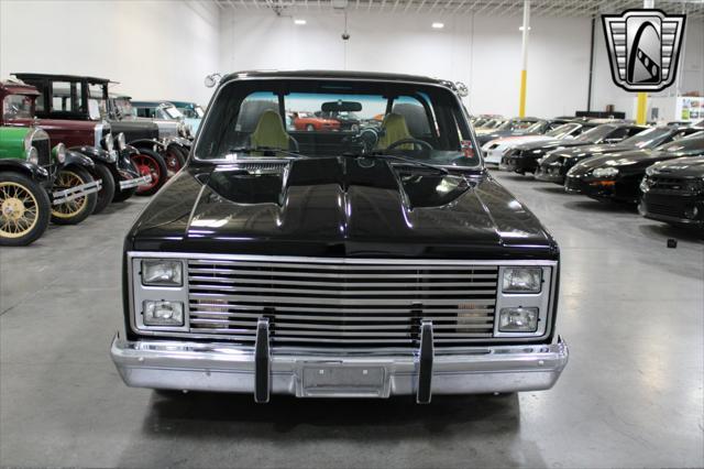 used 1986 GMC Pickup Truck car, priced at $33,000
