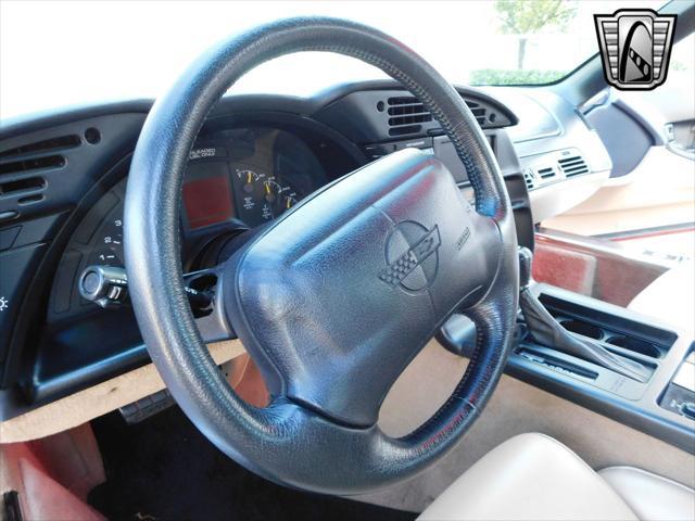 used 1995 Chevrolet Corvette car, priced at $16,000