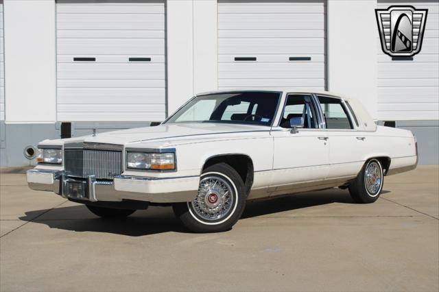 used 1992 Cadillac Fleetwood car, priced at $14,500