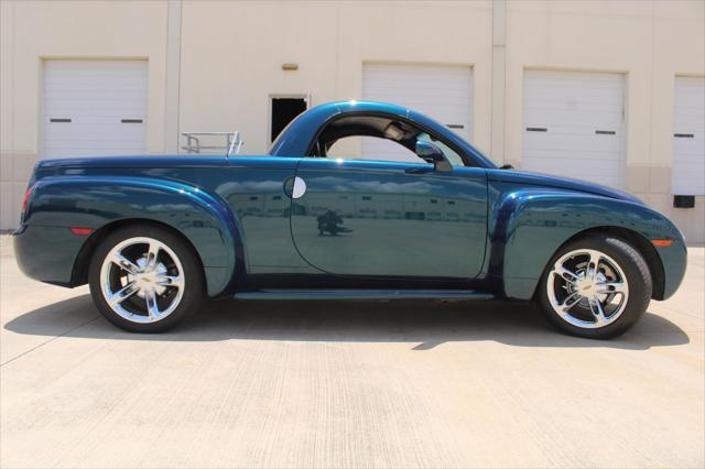 used 2005 Chevrolet SSR car, priced at $29,000