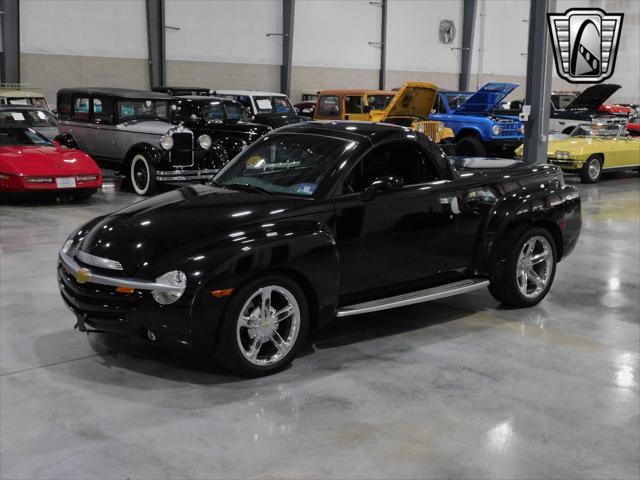 used 2004 Chevrolet SSR car, priced at $31,000