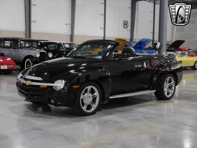 used 2004 Chevrolet SSR car, priced at $31,000