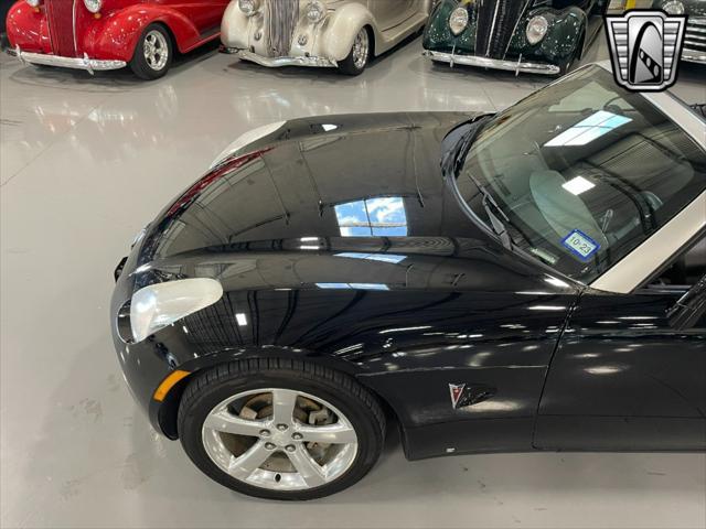 used 2007 Pontiac Solstice car, priced at $17,500