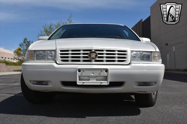 used 2001 Cadillac Eldorado car, priced at $20,000