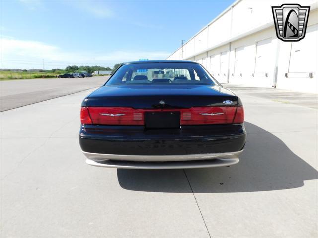 used 1990 Ford Thunderbird car, priced at $13,000