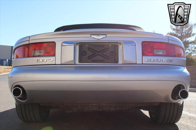 used 2002 Aston Martin DB7 Vantage car, priced at $31,000