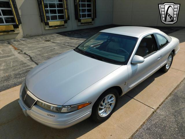 used 1995 Lincoln Mark VIII car, priced at $12,500