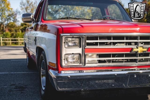 used 1986 Chevrolet Pickup Truck car, priced at $38,000