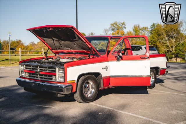 used 1986 Chevrolet Pickup Truck car, priced at $38,000