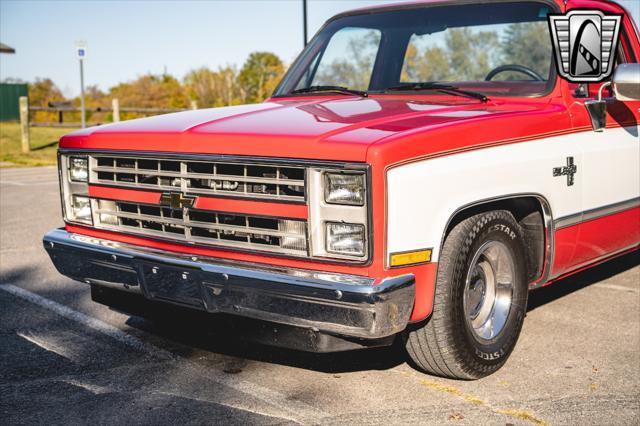 used 1986 Chevrolet Pickup Truck car, priced at $38,000