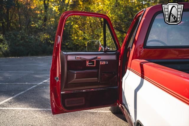 used 1986 Chevrolet Pickup Truck car, priced at $38,000