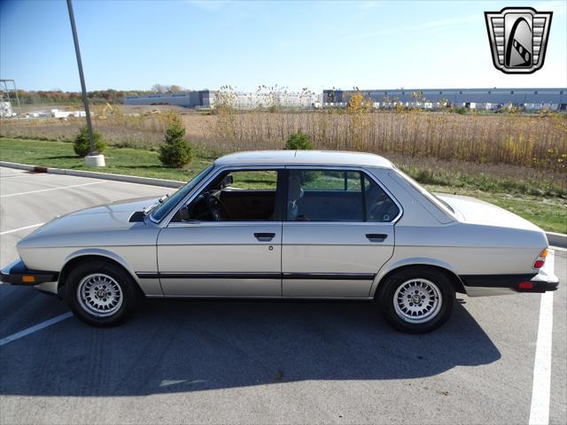 used 1988 BMW 528 car, priced at $19,500