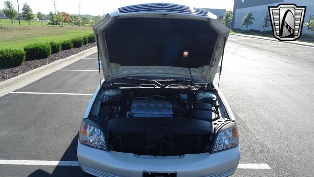 used 2002 Cadillac DeVille car, priced at $9,000