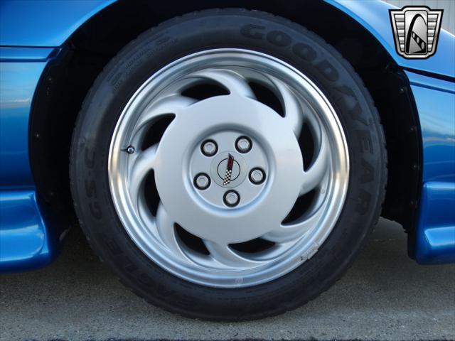 used 1992 Chevrolet Corvette car, priced at $24,000