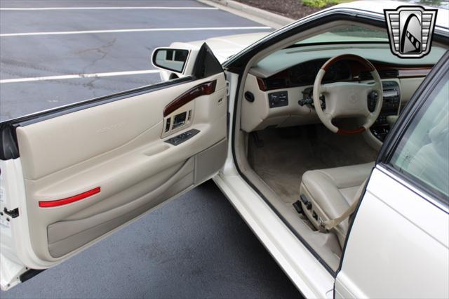 used 2002 Cadillac Eldorado car, priced at $11,500
