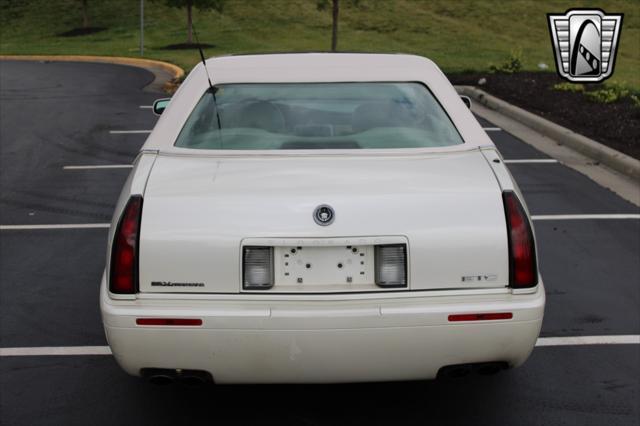 used 2002 Cadillac Eldorado car, priced at $11,500