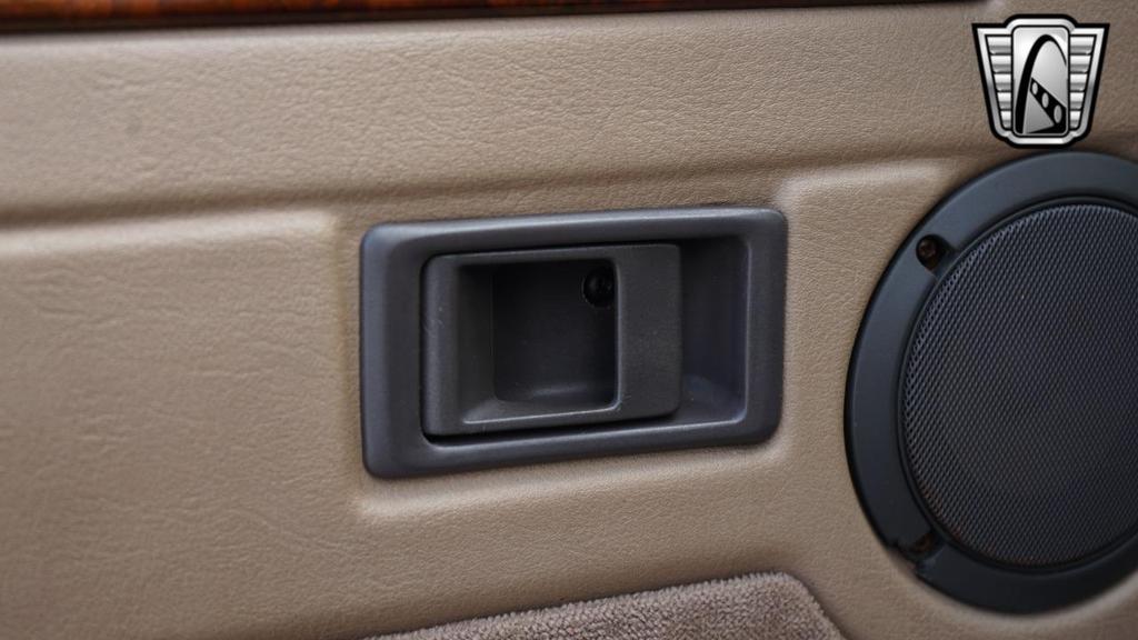 used 1991 Land Rover Range Rover car, priced at $22,500