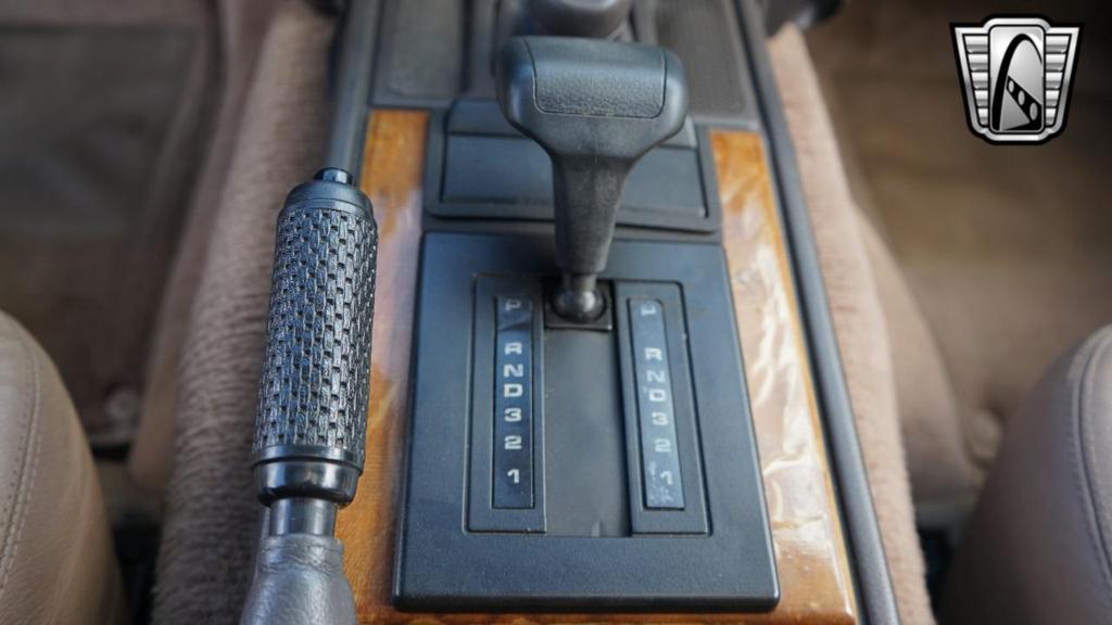 used 1991 Land Rover Range Rover car, priced at $22,500