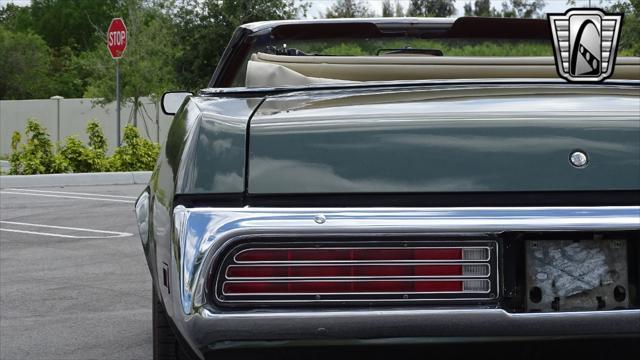 used 1972 Mercury Cougar car, priced at $33,000