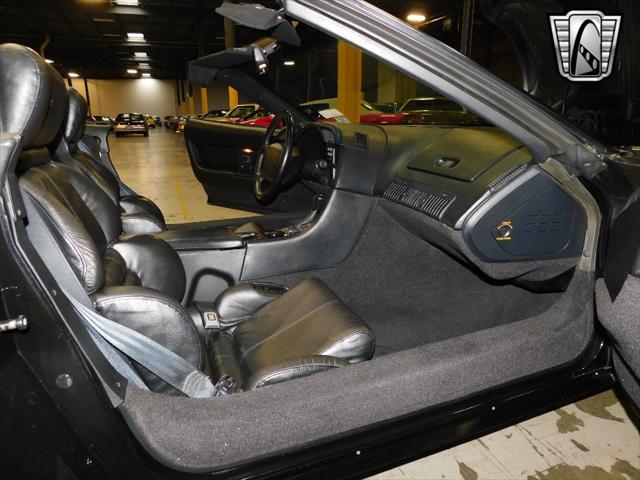 used 1993 Chevrolet Corvette car, priced at $22,000