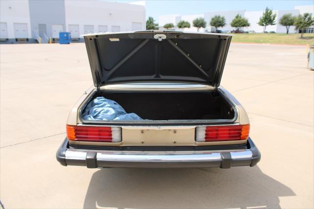 used 1983 Mercedes-Benz 380SL car, priced at $13,500