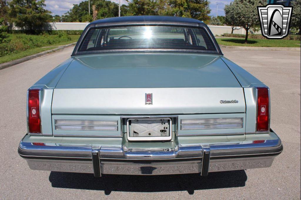 used 1982 Oldsmobile 98 car, priced at $21,000