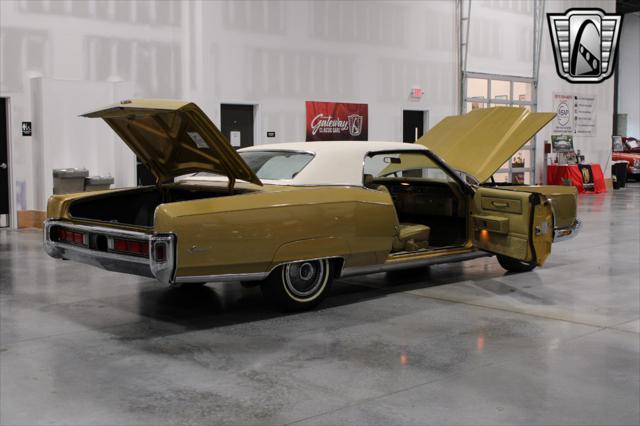used 1973 Lincoln Continental car, priced at $22,000
