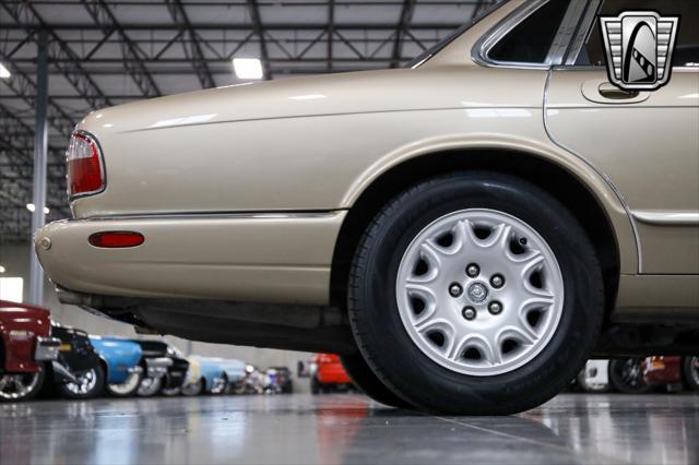 used 2001 Jaguar XJ8 car, priced at $14,500