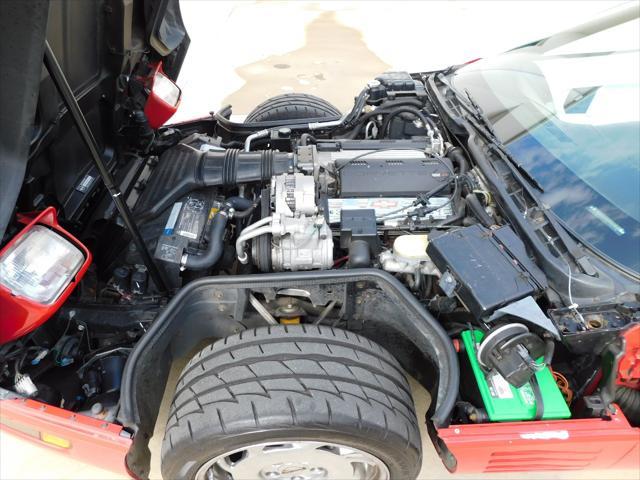 used 1992 Chevrolet Corvette car, priced at $15,500