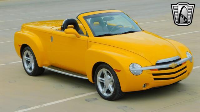 used 2004 Chevrolet SSR car, priced at $38,000