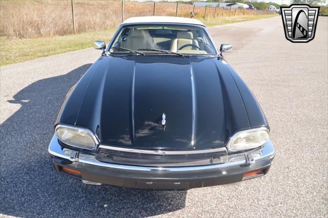 used 1992 Jaguar XJS car, priced at $8,000