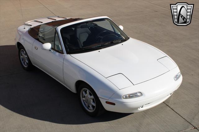 used 1990 Mazda MX-5 Miata car, priced at $10,000