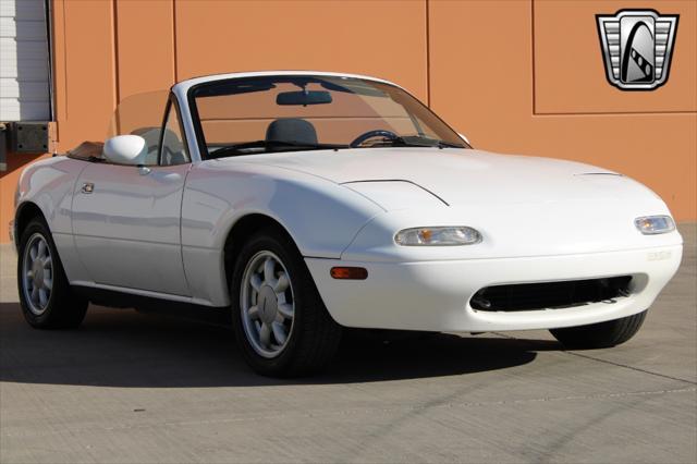 used 1990 Mazda MX-5 Miata car, priced at $10,000