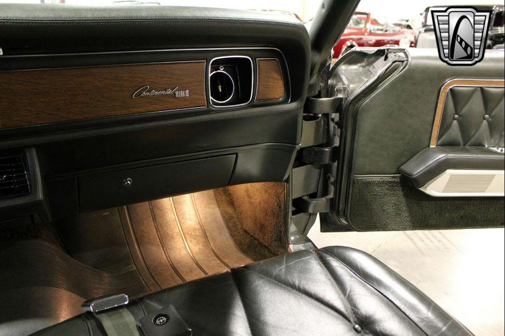 used 1969 Lincoln Mark III car, priced at $32,000