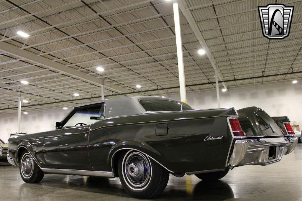 used 1969 Lincoln Mark III car, priced at $32,000