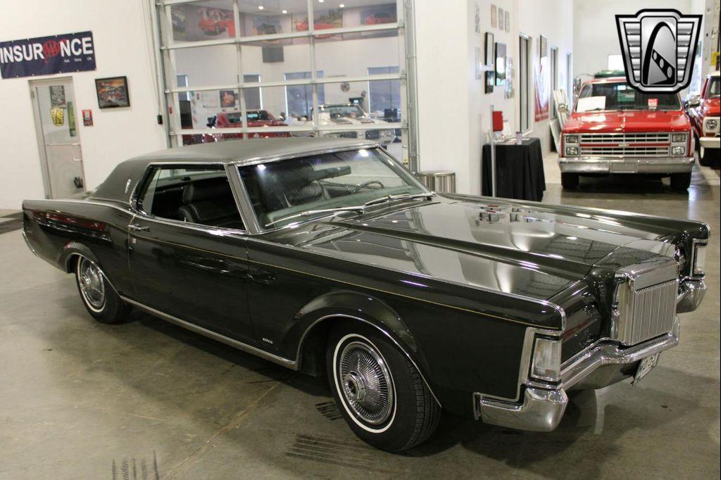 used 1969 Lincoln Mark III car, priced at $32,000
