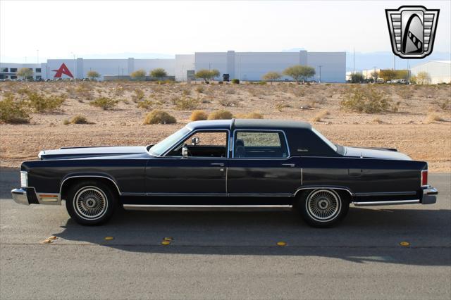 used 1979 Lincoln Continental car, priced at $9,000