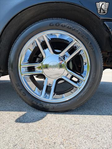 used 2000 Ford F-150 car, priced at $33,000