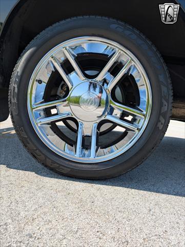 used 2000 Ford F-150 car, priced at $33,000