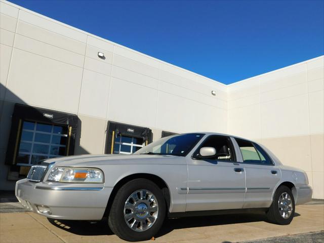 used 2008 Mercury Grand Marquis car, priced at $16,500