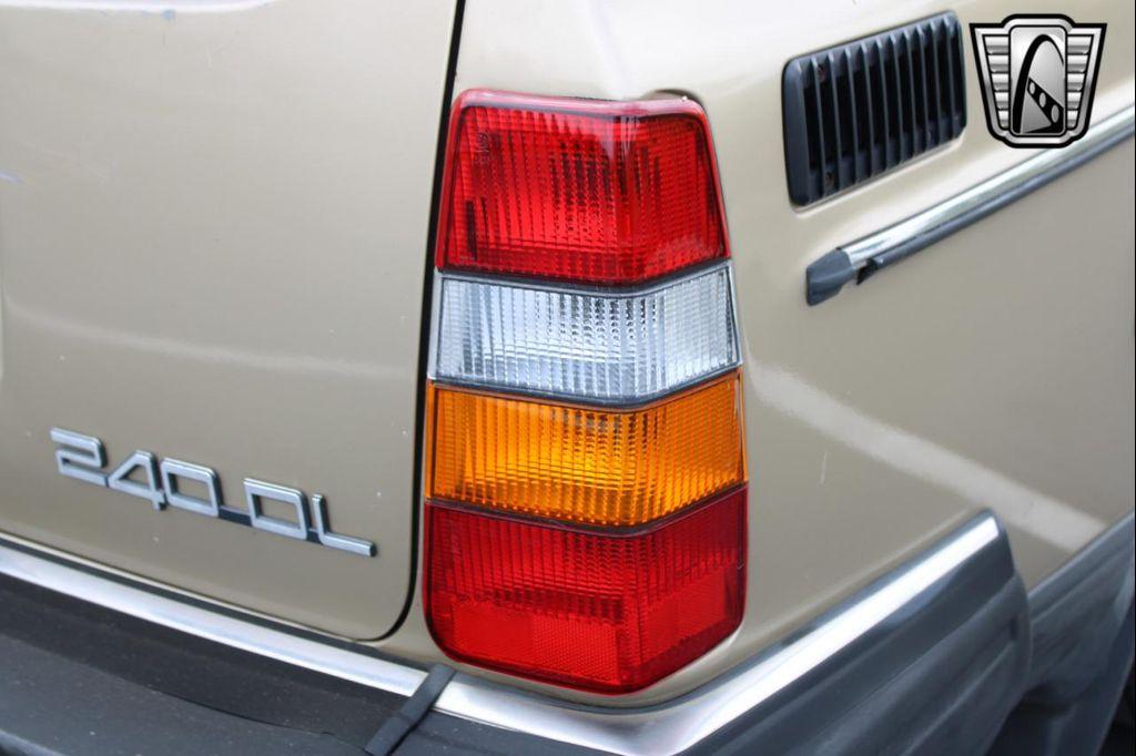 used 1989 Volvo 240 car, priced at $10,000
