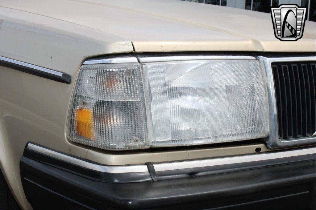 used 1989 Volvo 240 car, priced at $10,000